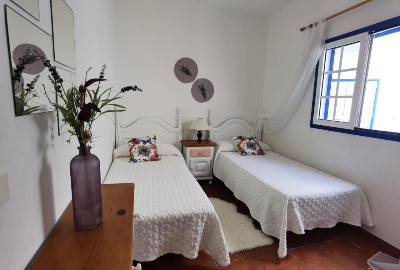 Apartamentoscasajulia La Santa Εξωτερικό φωτογραφία