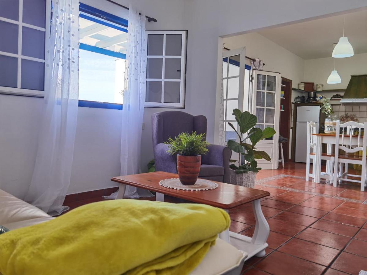 Apartamentoscasajulia La Santa Εξωτερικό φωτογραφία